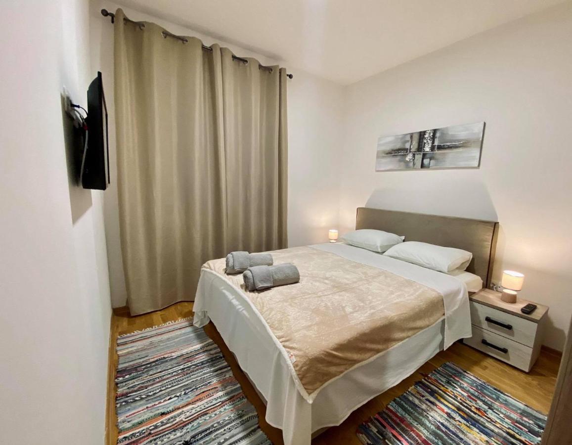 Newtown Apartment Niksic ภายนอก รูปภาพ